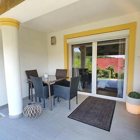 Holiday House Kati Nr. 90 Nyaraló