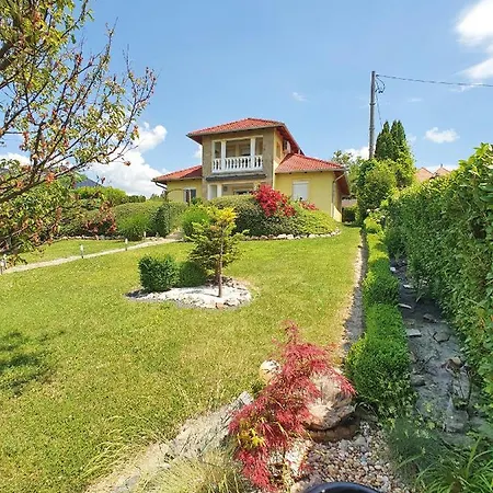 Holiday House Kati Nr. 90 Nyaraló