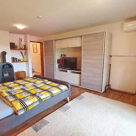 Holiday House Kati Nr. 90 *